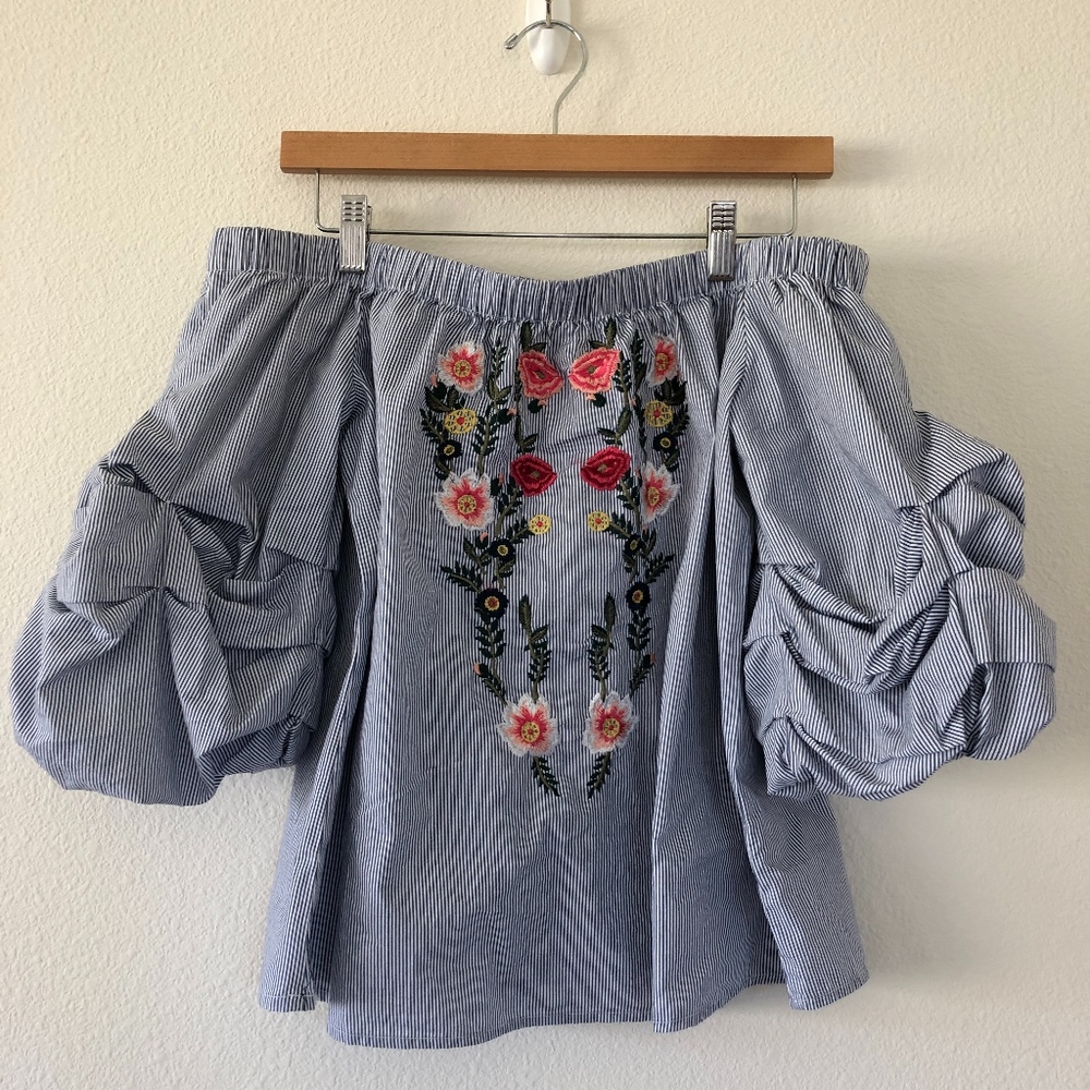 Francesca's off the shoulder poof sleeve top